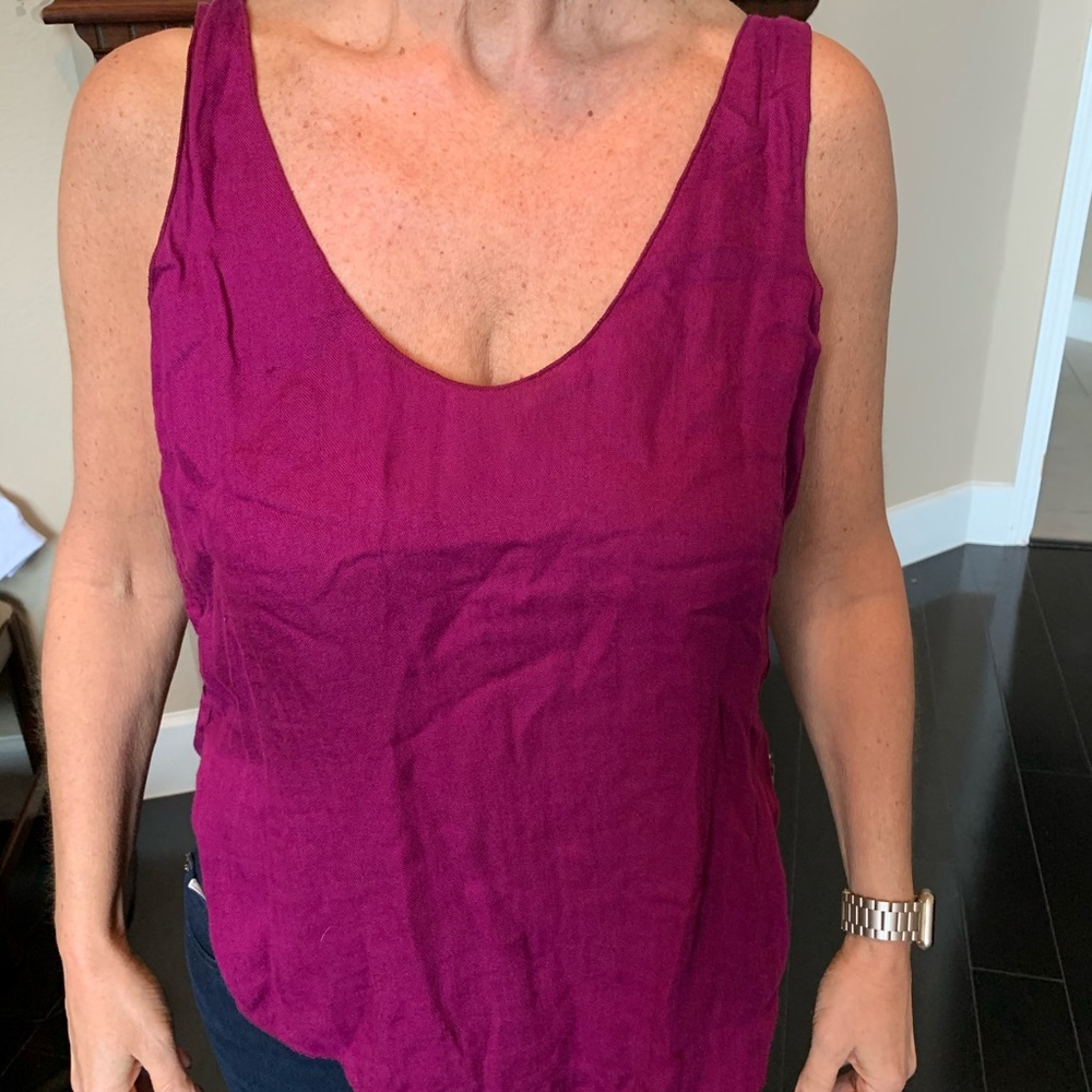 Cope tank style top. Magenta color, size small.